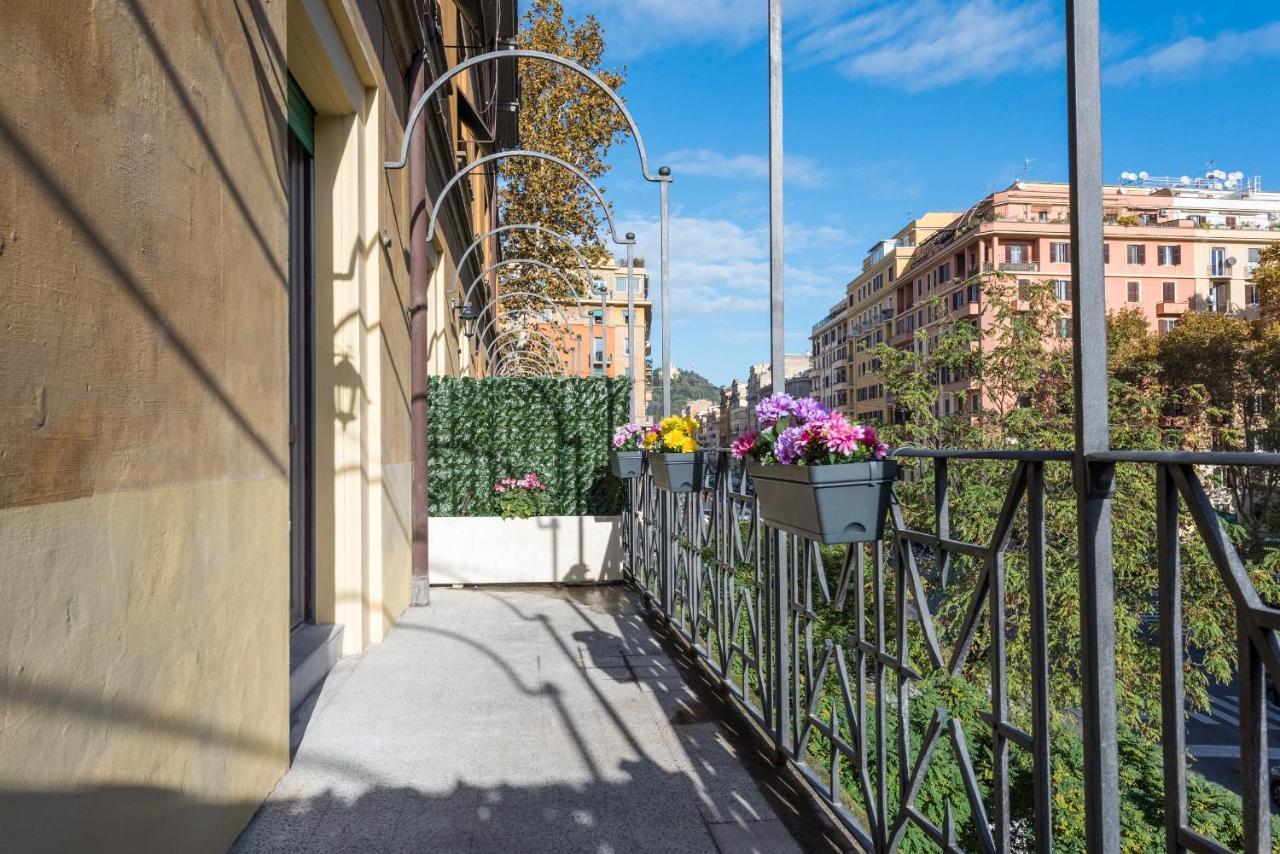 Vatican Home With Balcony Rome Buitenkant foto