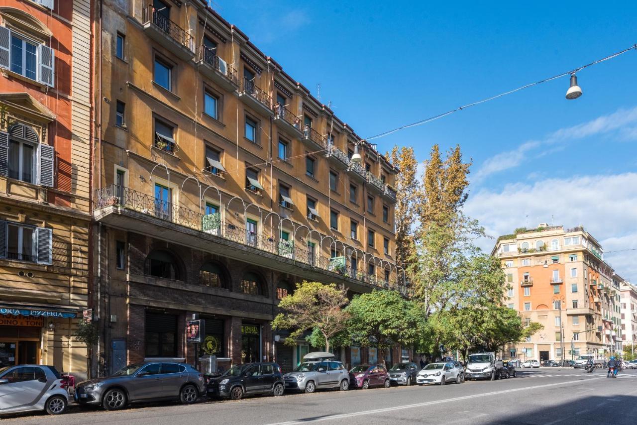 Vatican Home With Balcony Rome Buitenkant foto