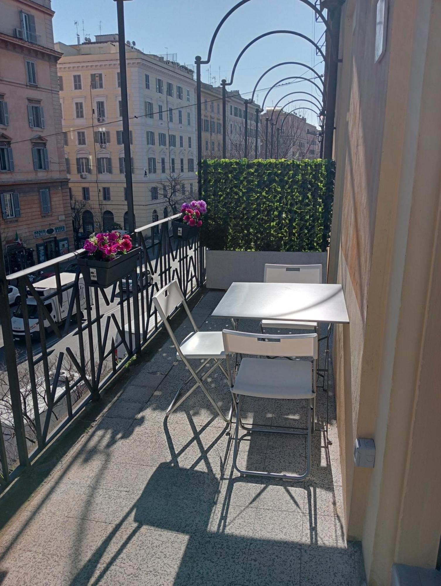 Vatican Home With Balcony Rome Buitenkant foto